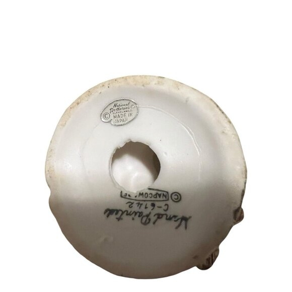 National Potteries Co FIGURINE LITTLE OLD LADY HOLDING BIRD Hand Painted Napcow - Picture 7 of 9